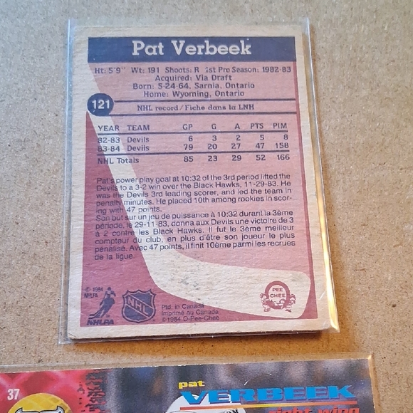 Hockey Trading Cards Set - Picture 4 of 6